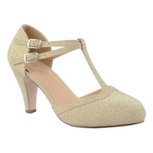 NEVER WORN! Chase & Chloe | Nude Glitter Kimmy T-Strap Mary Jane - Size 8